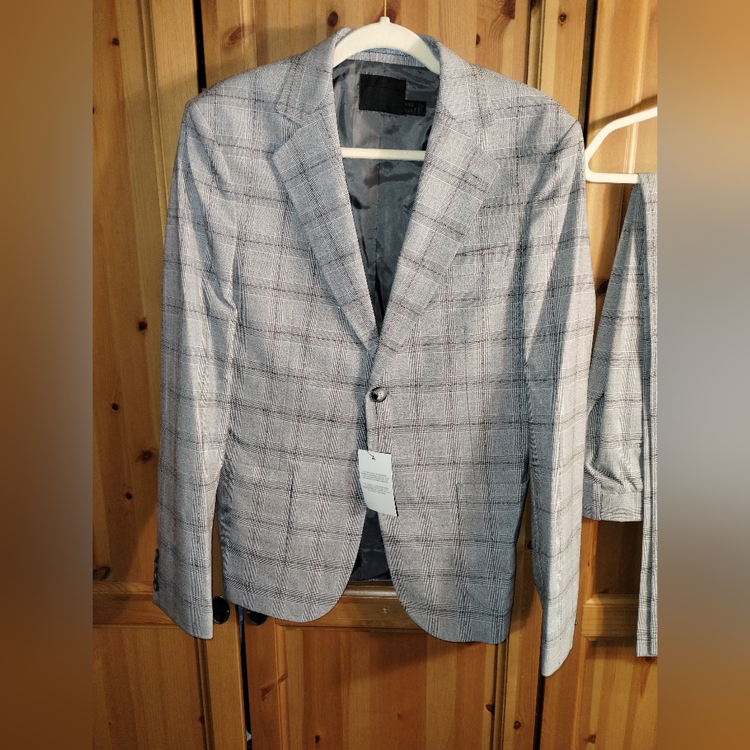 Mens Gray Plaid Blazer And Trousers